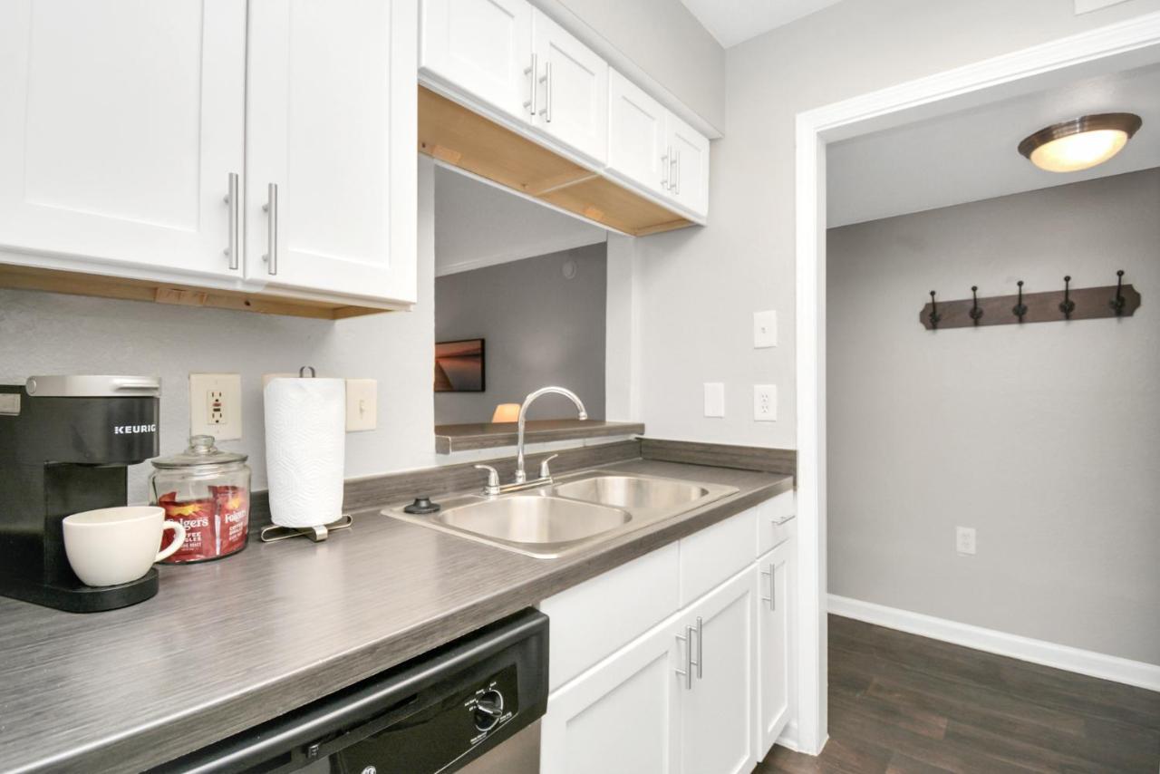 Medical Center Luxury Loft W King Bed * Houston